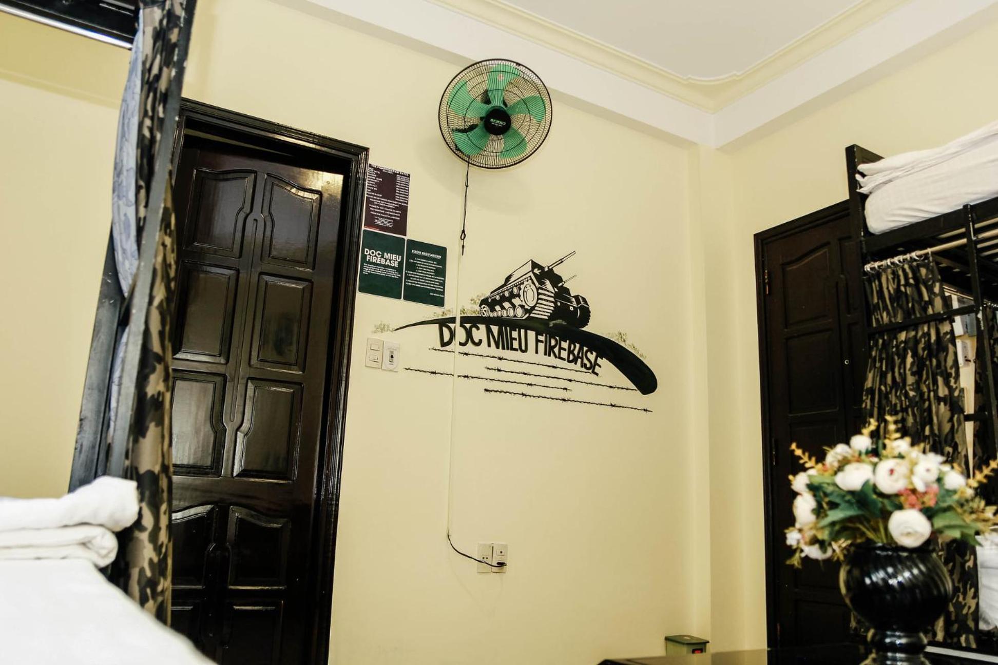 DMZ Hostel Hue Exterior foto